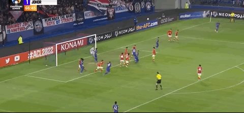 1651079245485027332.gif 扑救.gif