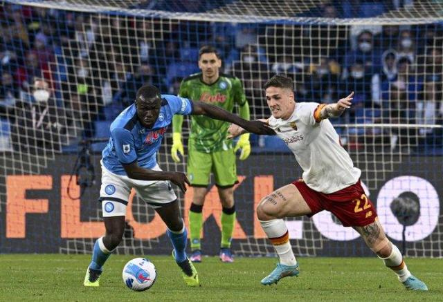 三亿足球-穆帅为尊重以进攻搏命 那不勒斯吓破胆葬送稳赢局