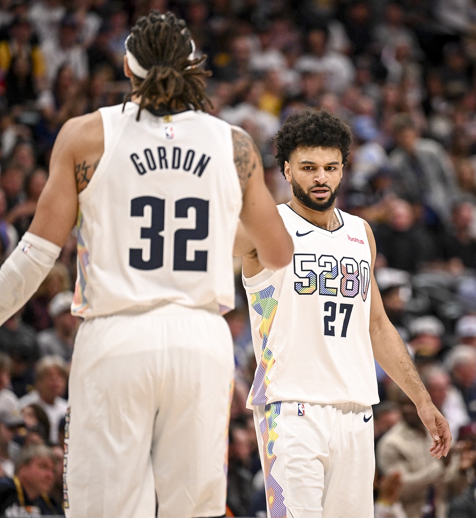 在线体育平台-伤兵满营！今天对阵雄鹿阿隆·戈登能出战 穆雷&amp;沃特森等人缺席